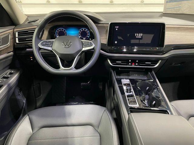 new 2026 Volkswagen Atlas car, priced at $51,238