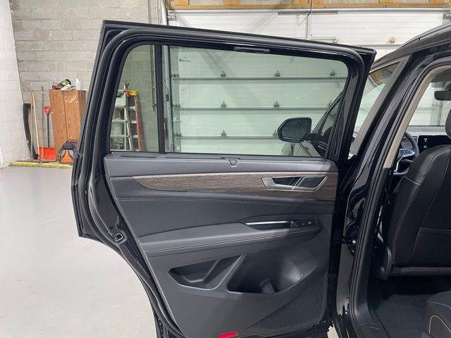 new 2026 Volkswagen Atlas car, priced at $51,238