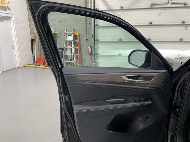 new 2026 Volkswagen Atlas car, priced at $51,238