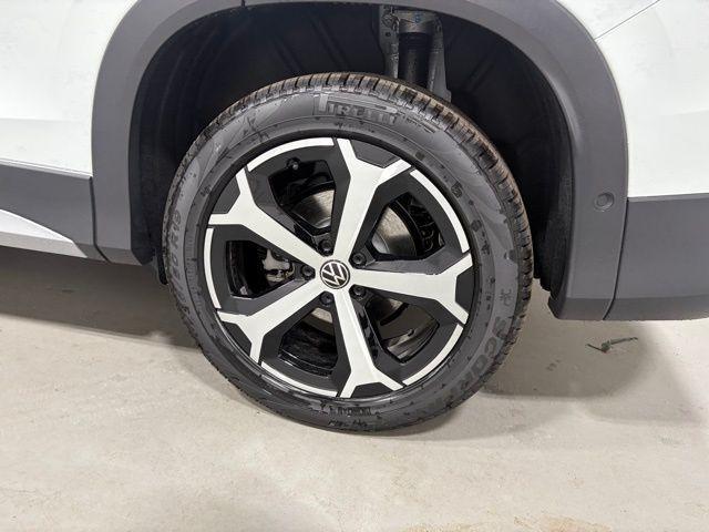 new 2025 Volkswagen Tiguan car, priced at $36,351