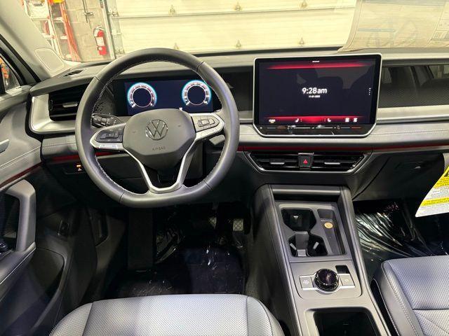 new 2025 Volkswagen Tiguan car, priced at $36,351