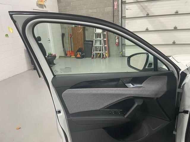 new 2026 Volkswagen Tiguan car, priced at $32,681