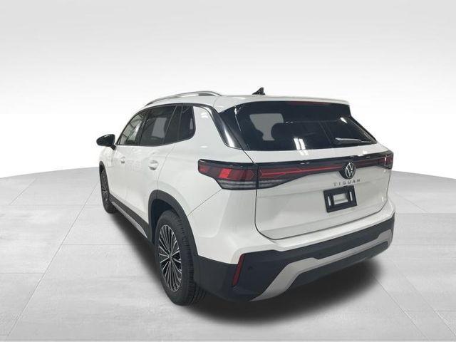 new 2026 Volkswagen Tiguan car, priced at $32,681