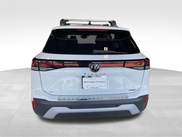 new 2025 Volkswagen Tiguan car, priced at $36,291
