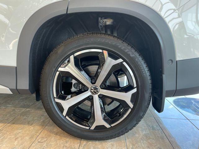 new 2025 Volkswagen Tiguan car, priced at $36,291