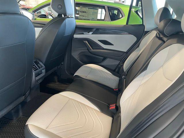 new 2025 Volkswagen Tiguan car, priced at $36,291