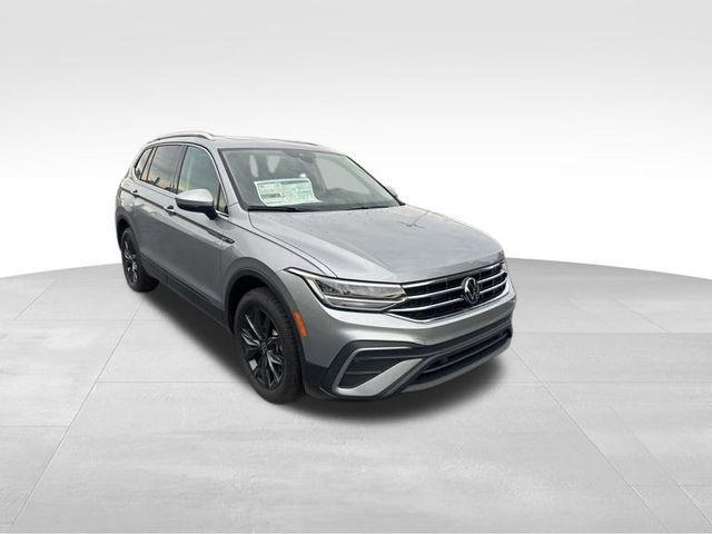 new 2024 Volkswagen Tiguan car, priced at $35,701