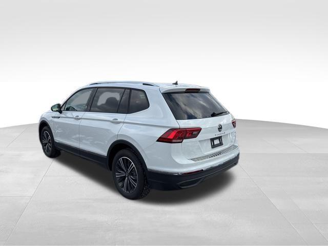 new 2024 Volkswagen Tiguan car, priced at $35,051