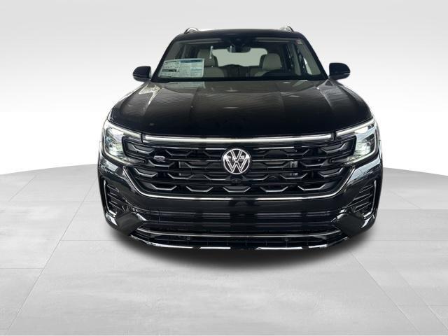 new 2024 Volkswagen Atlas car, priced at $55,379