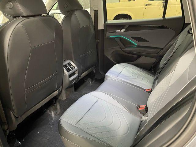 new 2025 Volkswagen Tiguan car, priced at $35,339