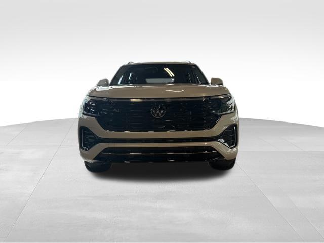 new 2024 Volkswagen Atlas car, priced at $54,711