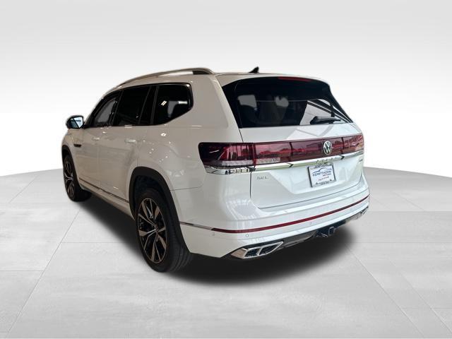 new 2024 Volkswagen Atlas car, priced at $54,711