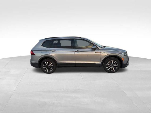 new 2024 Volkswagen Tiguan car, priced at $30,311