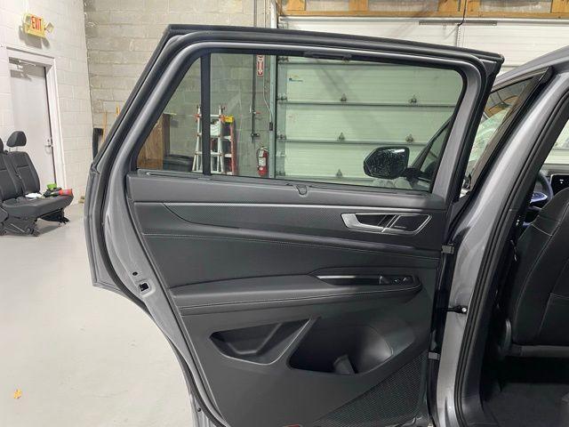 new 2026 Volkswagen Atlas Cross Sport car, priced at $55,238