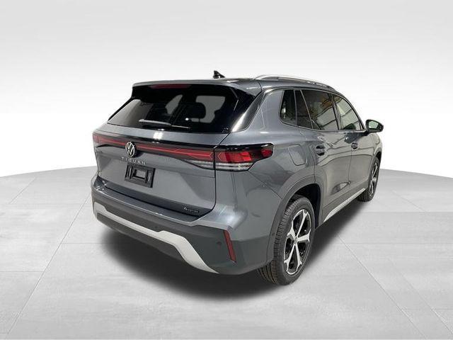 new 2025 Volkswagen Tiguan car, priced at $35,882