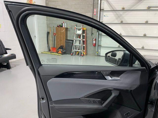 new 2025 Volkswagen Tiguan car, priced at $35,882