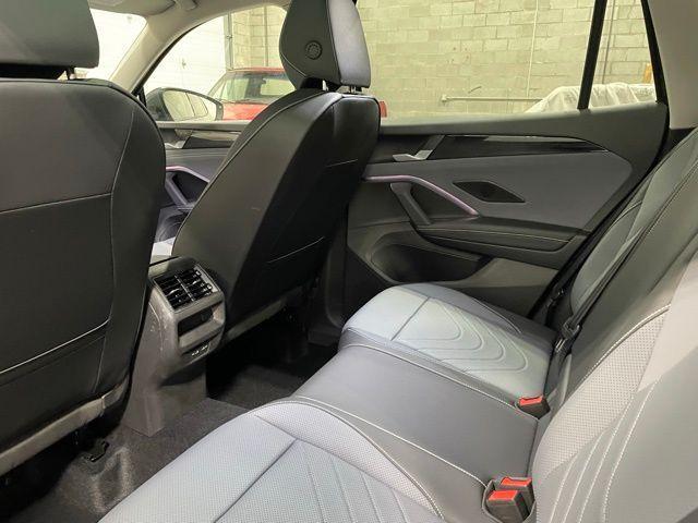 new 2025 Volkswagen Tiguan car, priced at $35,882