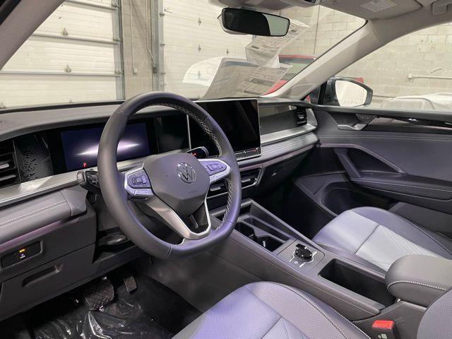 new 2025 Volkswagen Tiguan car, priced at $35,882