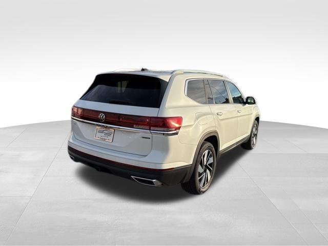 new 2024 Volkswagen Atlas car, priced at $50,201