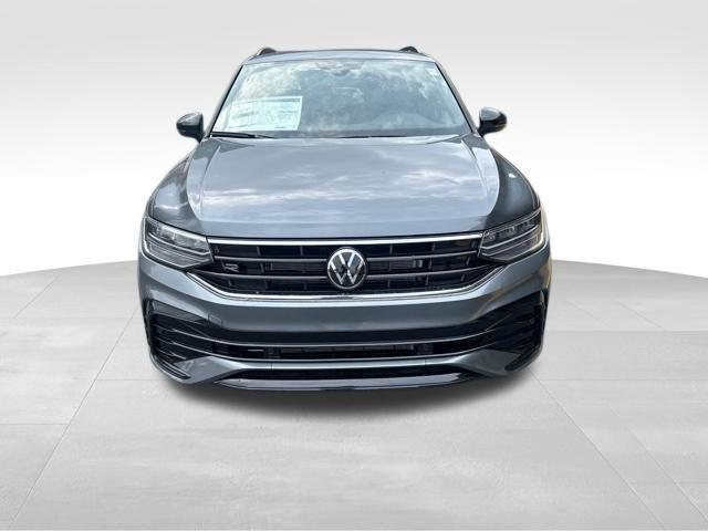 new 2024 Volkswagen Tiguan car, priced at $37,501