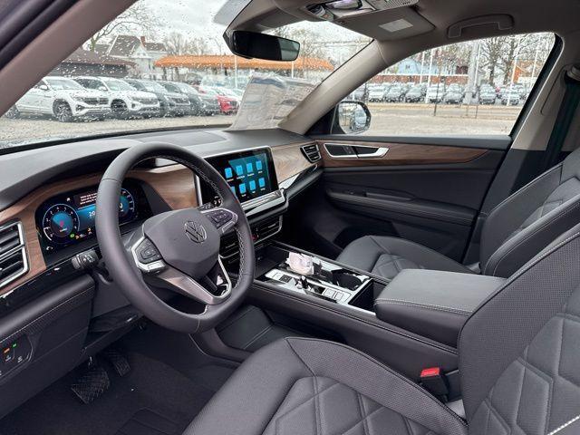 new 2025 Volkswagen Atlas car, priced at $45,327