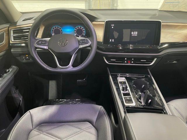 new 2026 Volkswagen Atlas car, priced at $48,215