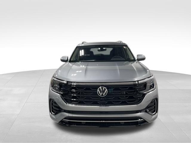 new 2025 Volkswagen Atlas car, priced at $55,234