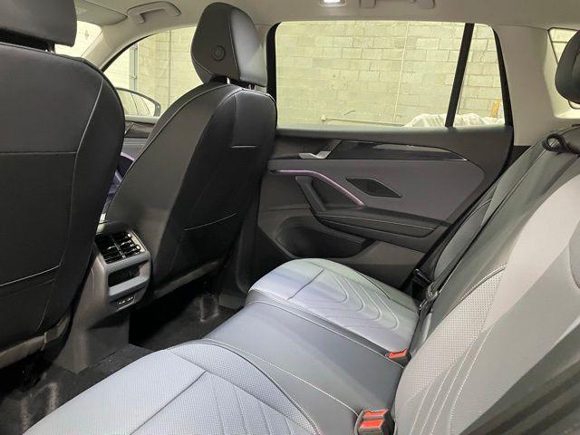 new 2025 Volkswagen Tiguan car, priced at $37,287