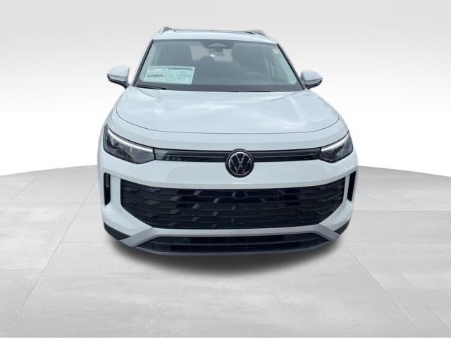 new 2025 Volkswagen Tiguan car, priced at $35,871