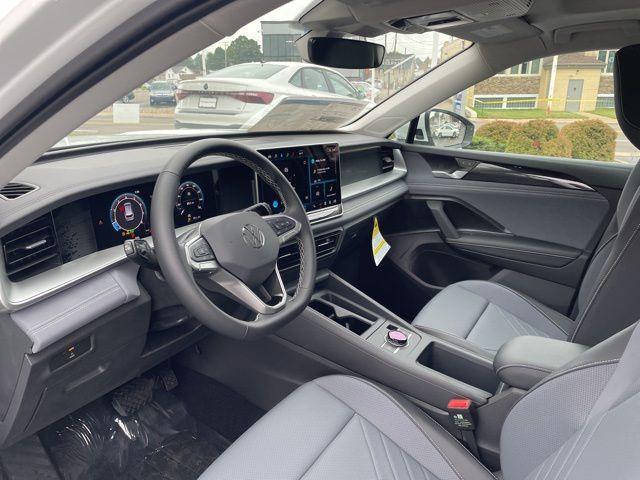 new 2025 Volkswagen Tiguan car, priced at $35,871