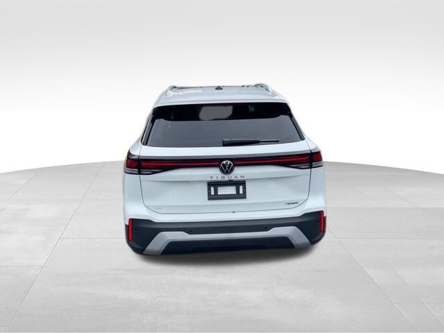 new 2025 Volkswagen Tiguan car, priced at $35,871