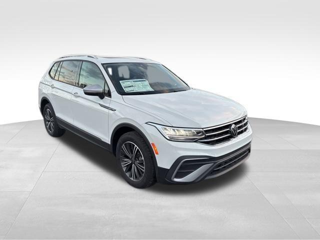 new 2024 Volkswagen Tiguan car, priced at $35,226