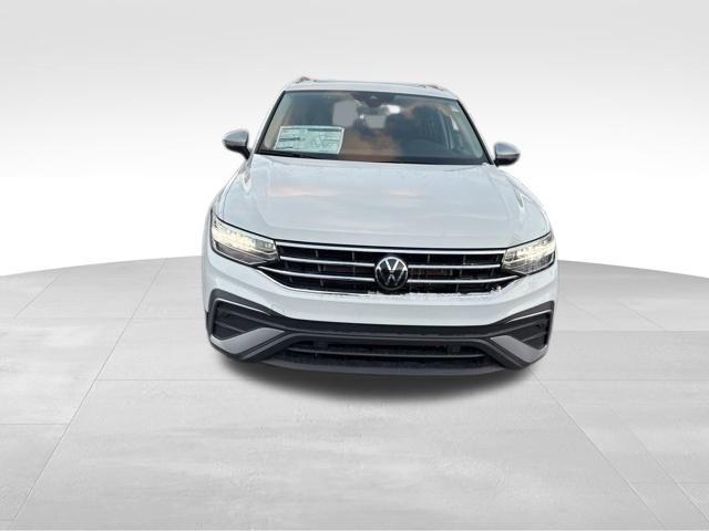 new 2024 Volkswagen Tiguan car, priced at $35,226