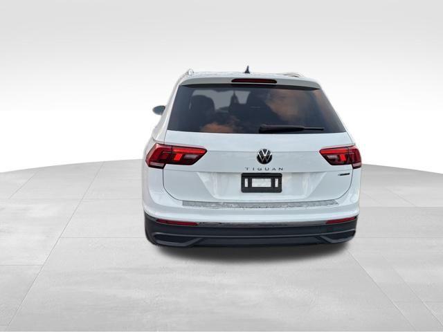 new 2024 Volkswagen Tiguan car, priced at $35,226