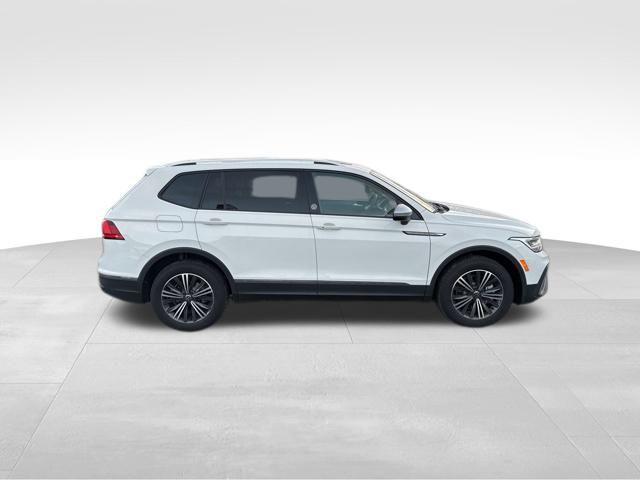 new 2024 Volkswagen Tiguan car, priced at $35,226