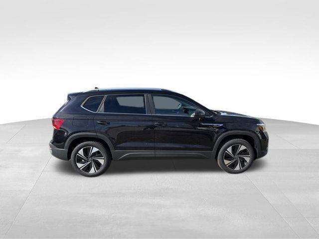 new 2024 Volkswagen Taos car, priced at $32,278