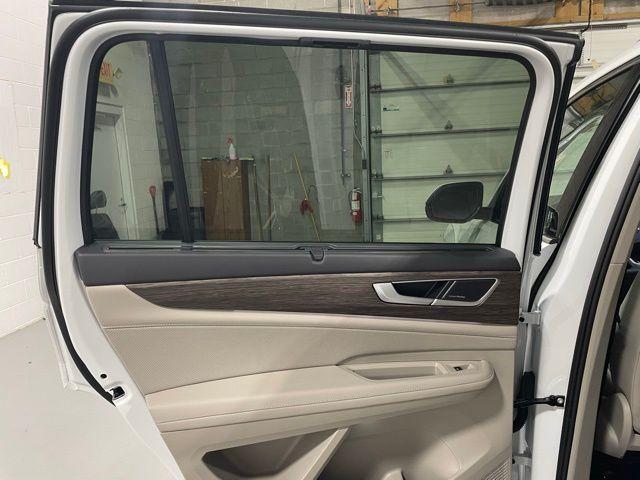 new 2026 Volkswagen Atlas car, priced at $57,398