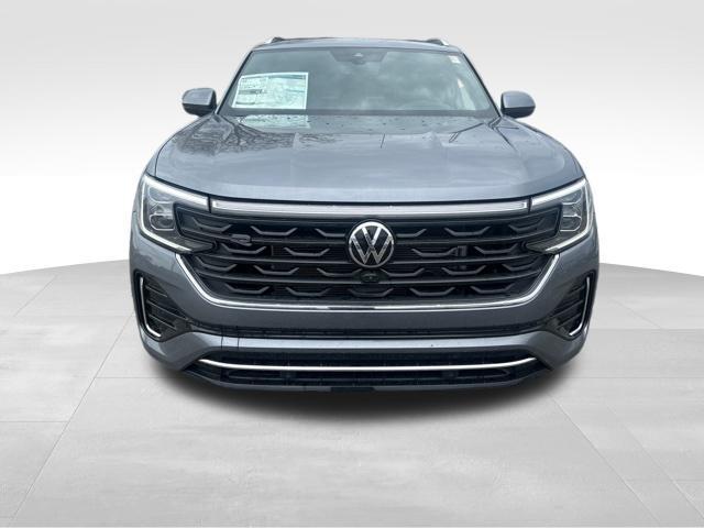 new 2024 Volkswagen Atlas Cross Sport car, priced at $53,578