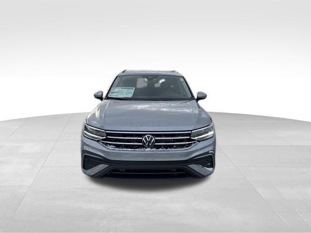 new 2024 Volkswagen Tiguan car, priced at $30,311