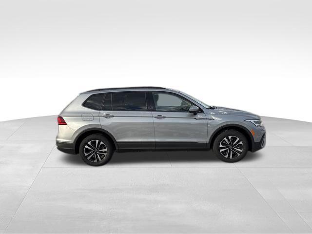 new 2024 Volkswagen Tiguan car, priced at $30,311