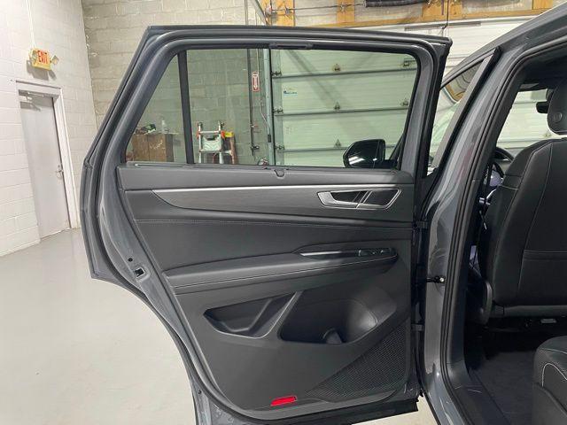 new 2026 Volkswagen Atlas Cross Sport car, priced at $47,782