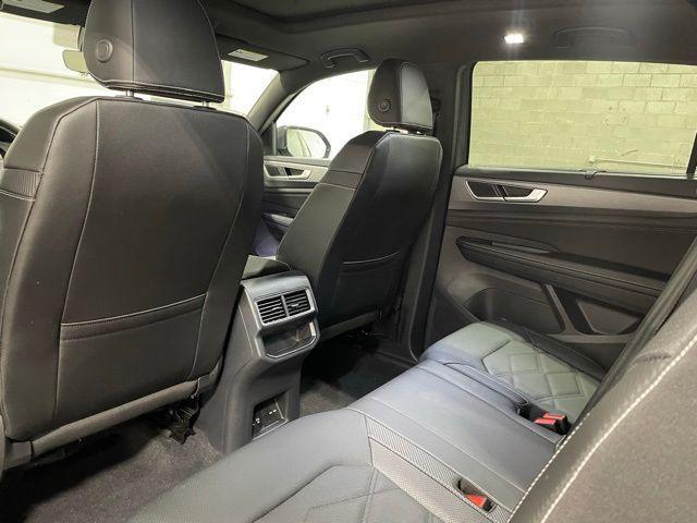 new 2026 Volkswagen Atlas Cross Sport car, priced at $47,782