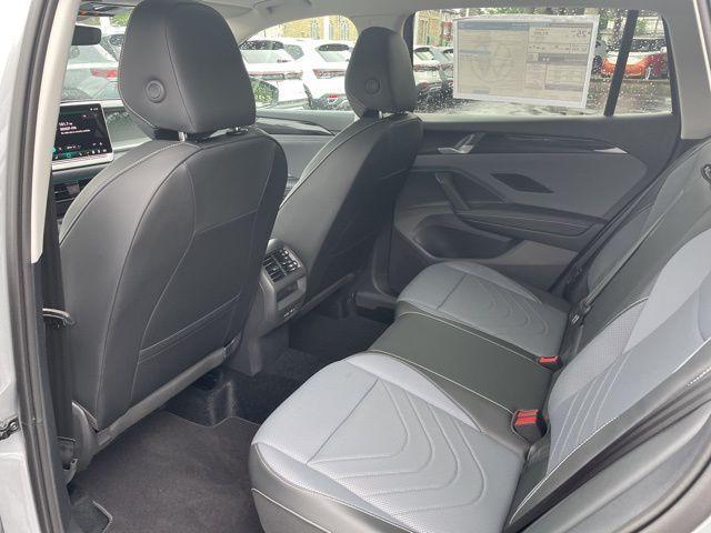 new 2025 Volkswagen Tiguan car, priced at $36,621