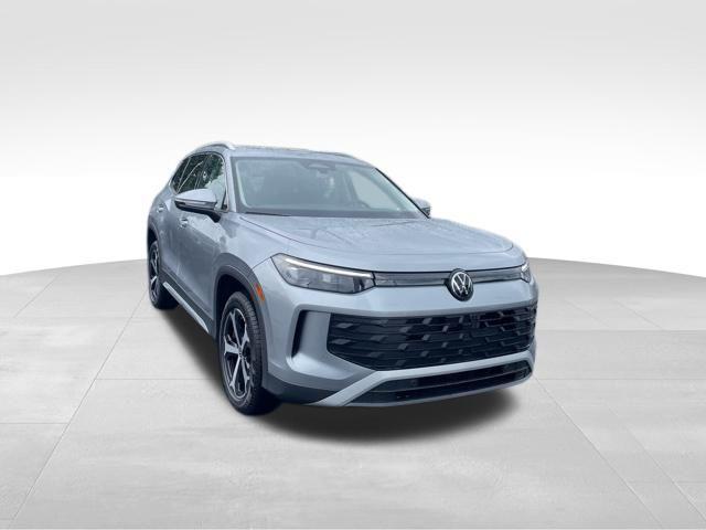 new 2025 Volkswagen Tiguan car, priced at $36,621
