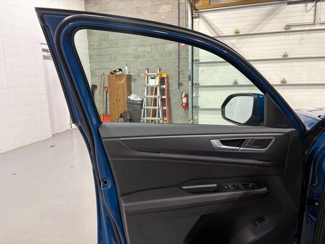 new 2026 Volkswagen Atlas Cross Sport car, priced at $54,983