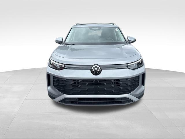 new 2025 Volkswagen Tiguan car, priced at $36,621