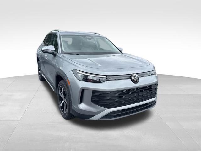 new 2025 Volkswagen Tiguan car, priced at $36,621
