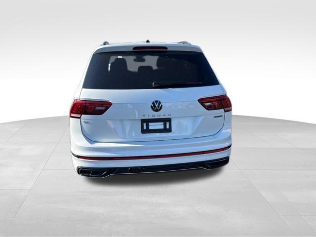 new 2024 Volkswagen Tiguan car, priced at $36,896