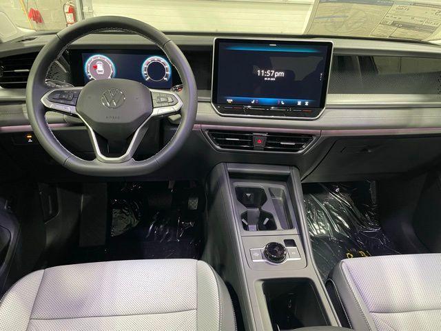 new 2025 Volkswagen Tiguan car, priced at $37,287