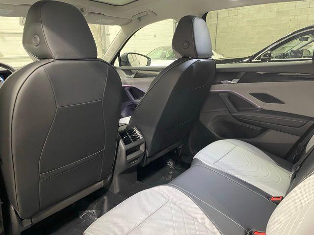 new 2025 Volkswagen Tiguan car, priced at $37,287